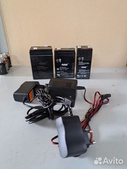 Аккумуляторы и адаптеры