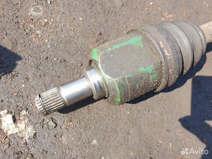 Полуось передняя правая Mitsubishi Lancer 9 1.6