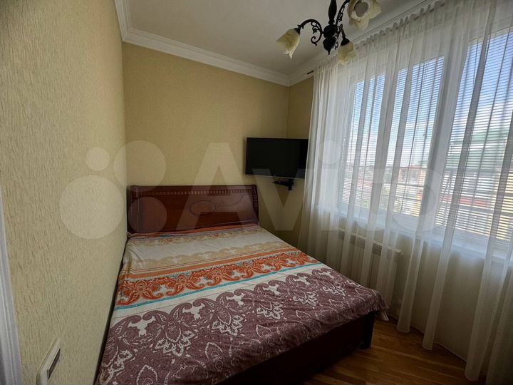 3-к. квартира, 102 м², 7/7 эт.