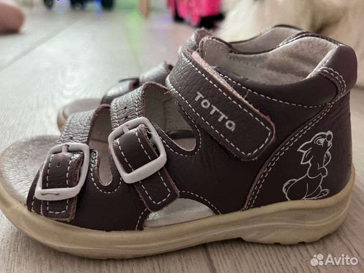 Сандалии тотта 25