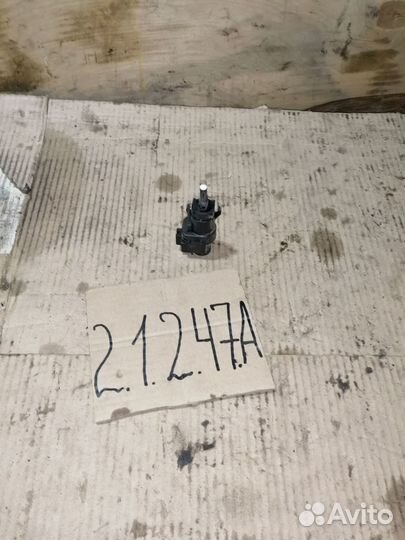 Выключатель концевой Форд Ц-Макс