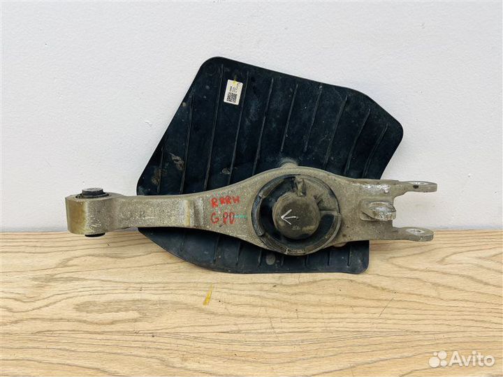 Рычаг подвески нижний задний правый Genesis G80