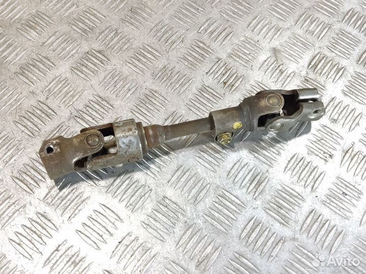 Кардан рулевой нижний Toyota Corolla e10