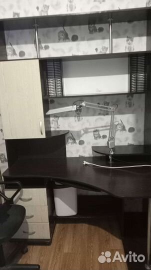 Компьютерный стол