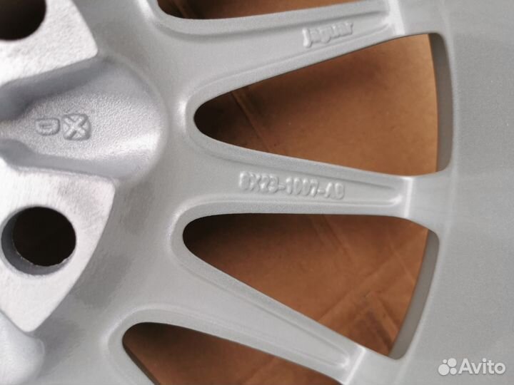 Диски литые оригинал Ягуар Jaguar XF XJ R17