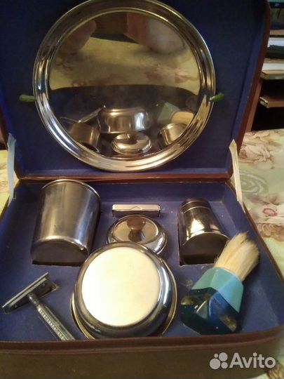 Дорожный бритвенный набор