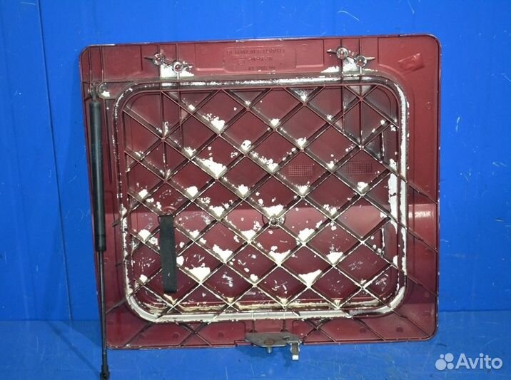 Дверца бардачка кабины наружняя, правая MAN TGA 18