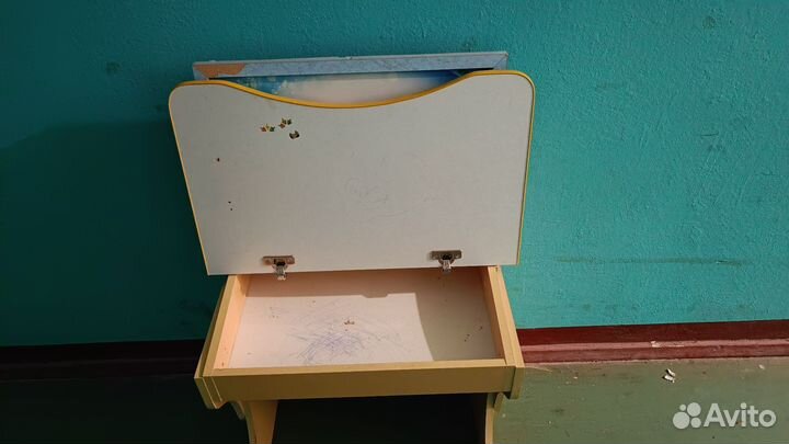 Столик для детей