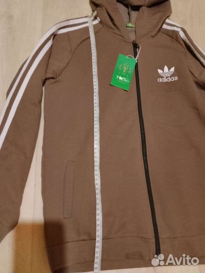 Спортивный костюм