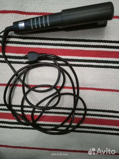 Выпрямитель для волос профессиональный