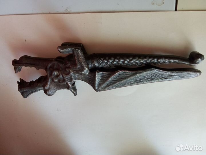 Орехокол дракон СССР