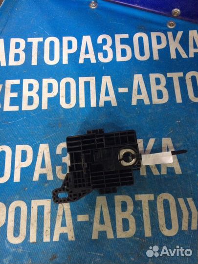 Блок предохранителей Киа Кворис Kia Quoris б/у