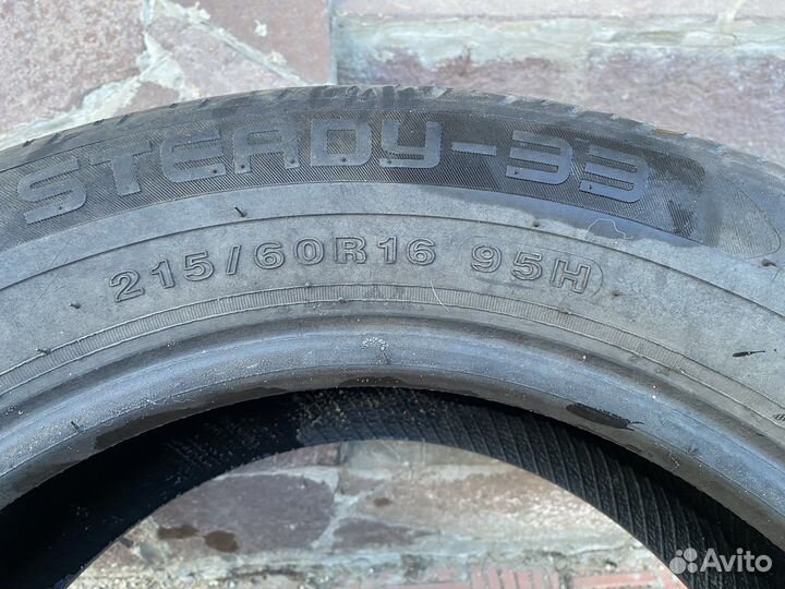 Tri Ace Steady-33 215/60 R16