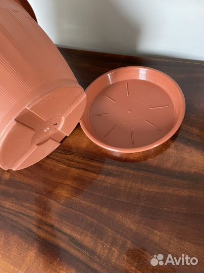 Горшок для цветов большой пластик