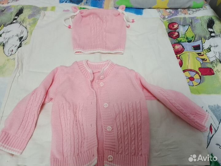 Костюм вязаный на 3-4 месяца