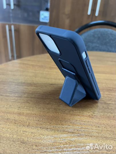 Чехол на iPhone 12 pro с подставкой магнитом синий