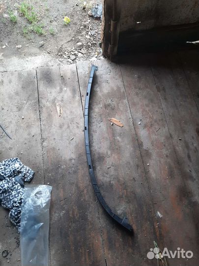 Спойлер бампера переднего левый Опель Астра Н