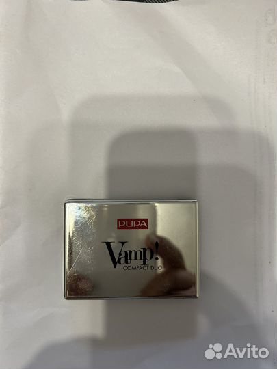 Clarins румяна