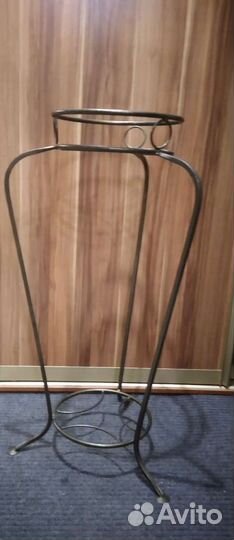 Стойка для цветов напольная