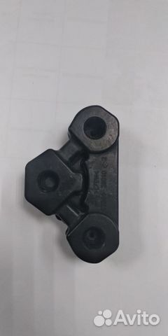 17566-25010 Крепление Глушителя Toyota Camry v70