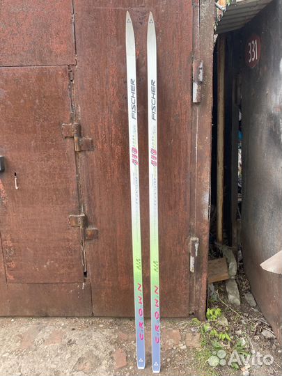 Беговые лыжи fisher crown base 700