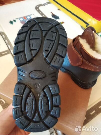 Сапожки зимние новые Скороход 24 размер
