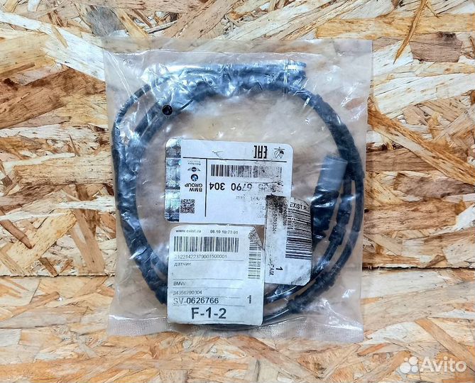 BMW X3 задний датчик износа колодок новый X4 F25