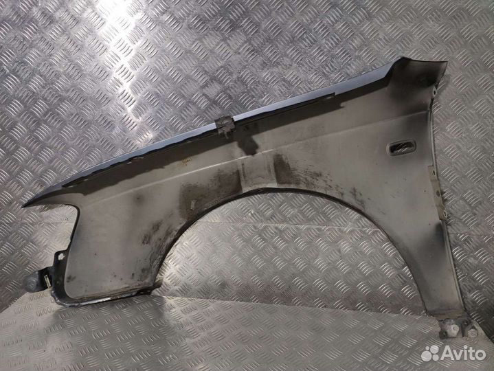 Крыло переднее правое Audi A4 B7 (S4,RS4) 2.0
