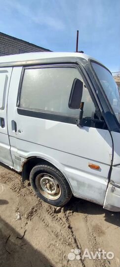 Mazda bongo E2000, E2200 дверь передняя правая
