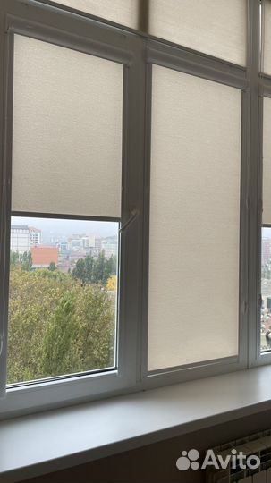 Жалюзи и рулонные шторы на окна