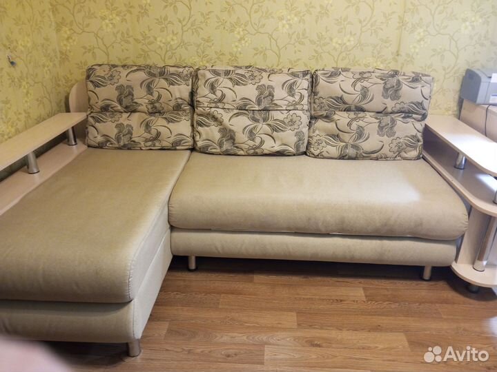 Угловой диван