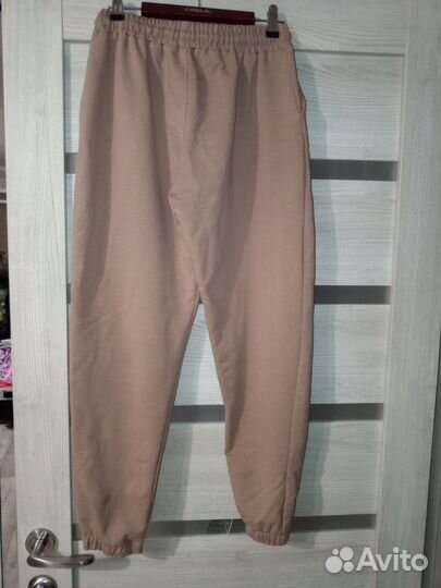 Спортивные штаны