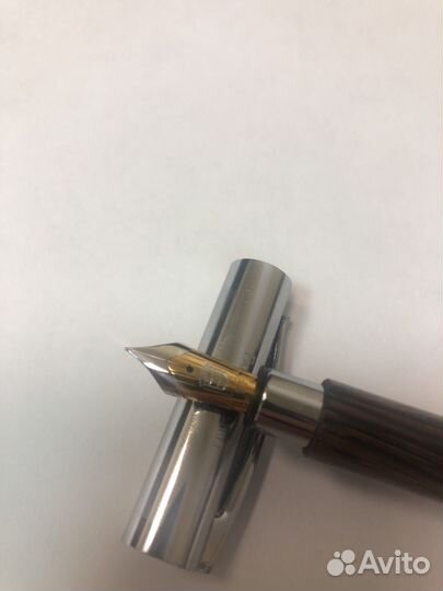 Ручка перьевая с золотым пером Faber castell