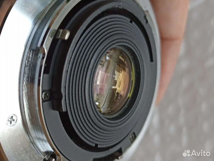 Плёночная фотокамера Olympus OM 10