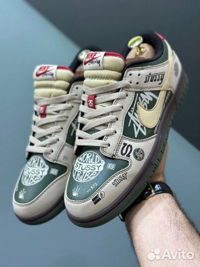 Кроссовки Nike dunk