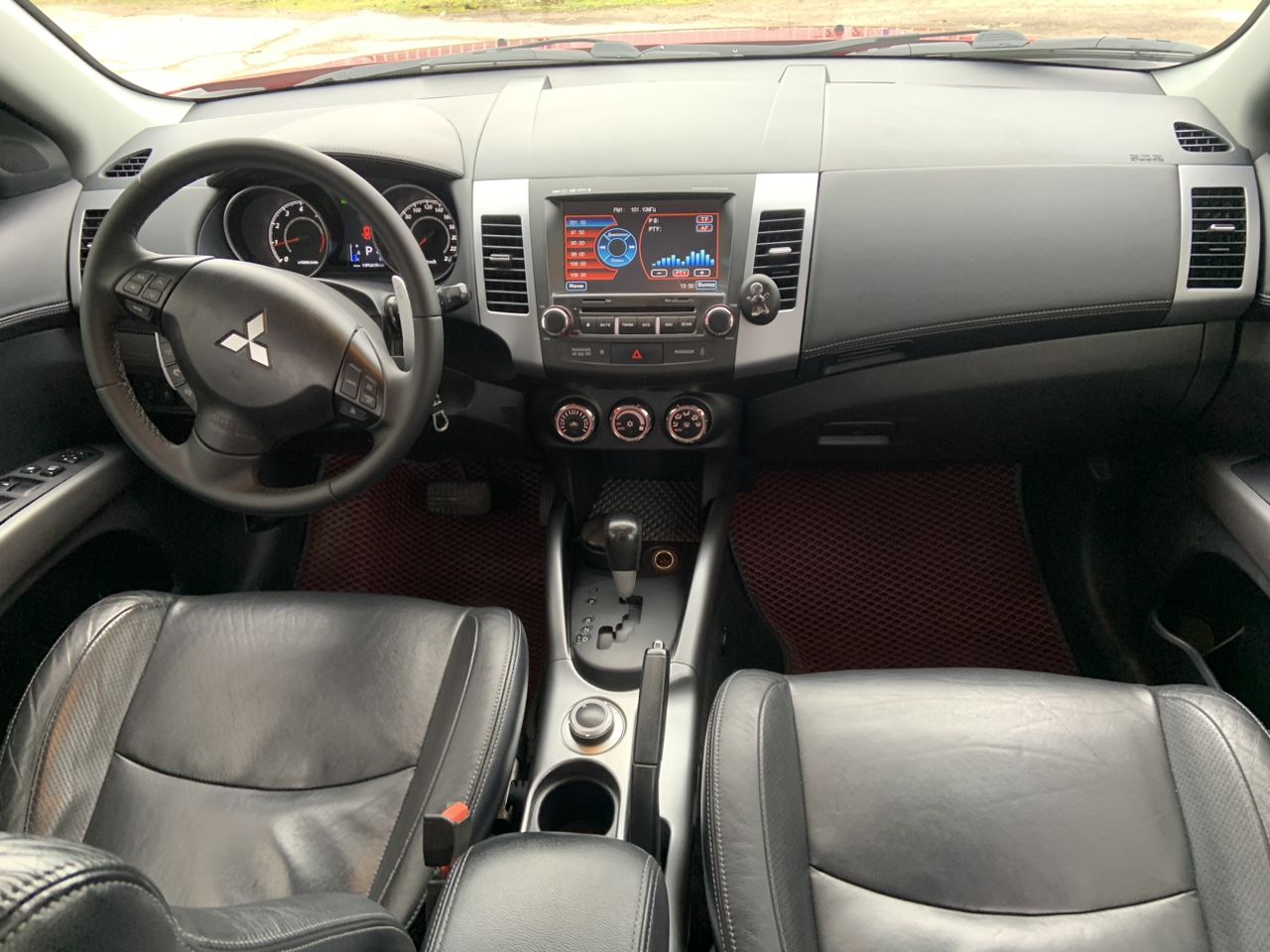 Mitsubishi Outlander: фото владельца