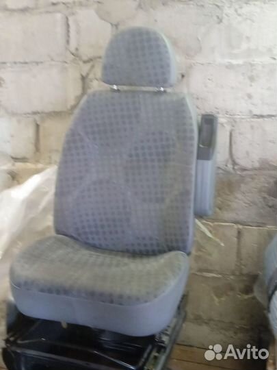 Сиденья для