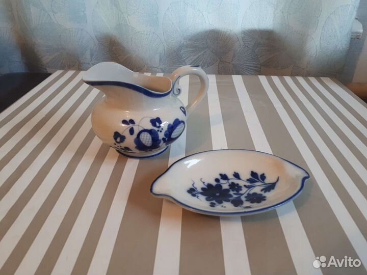 Гжель молочник