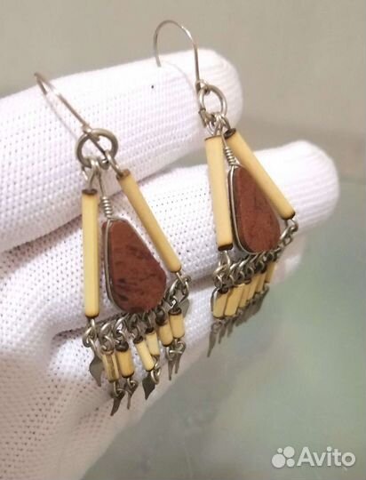 Серьги и брошь, нат. камни+кость