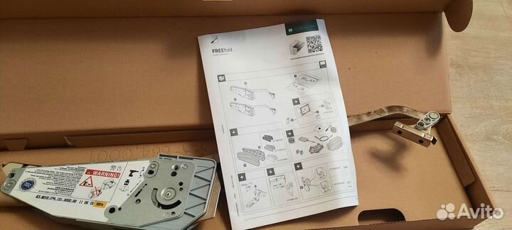 Подъемный механизм для фасада