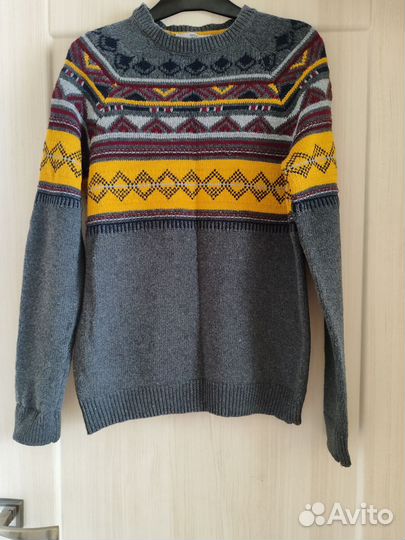 Свитер женский 46