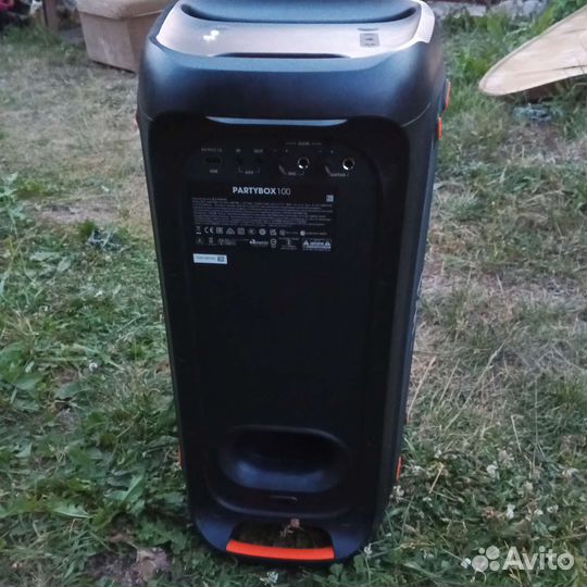 Jbl partybox 100