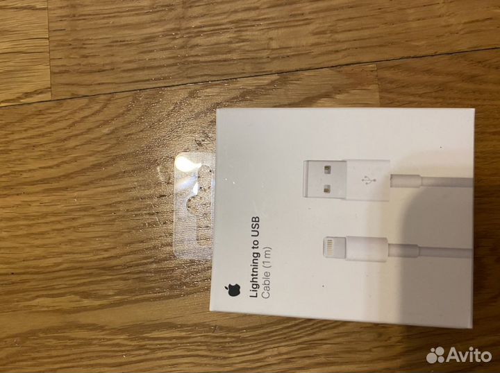 Зарядка для айфона оригинальная