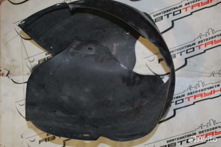 Подкрылок volkswagen golf golf plus jetta 1K1 1K2