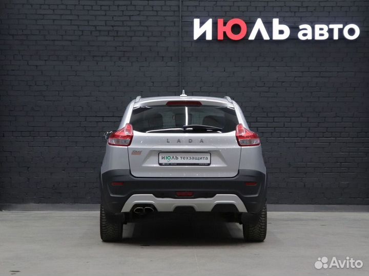 LADA XRAY Cross 1.8 МТ, 2018, 61 870 км