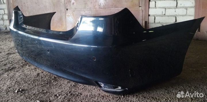 Задний бампер оригинал на toyota camry XV 55