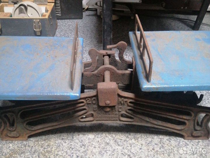 Весы Артель Красный весовщик. 30 годы