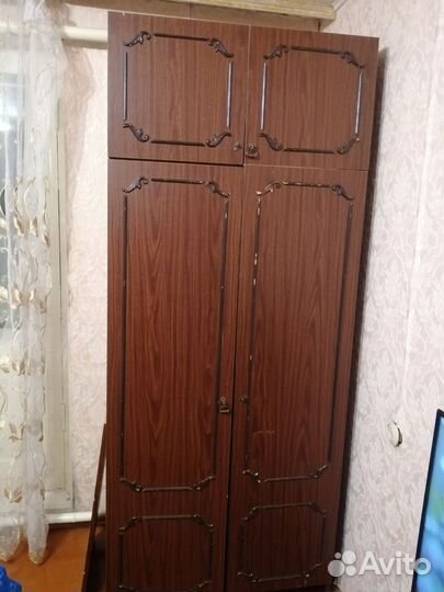 Шифонеры и шкафы бу