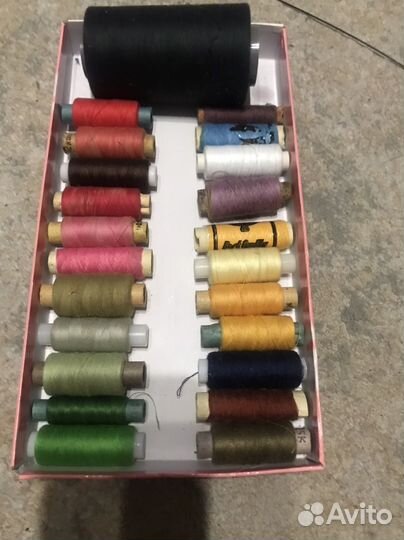 Нитки швейные