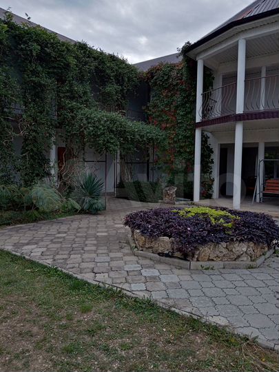 Дом 465,9 м² на участке 10 сот.